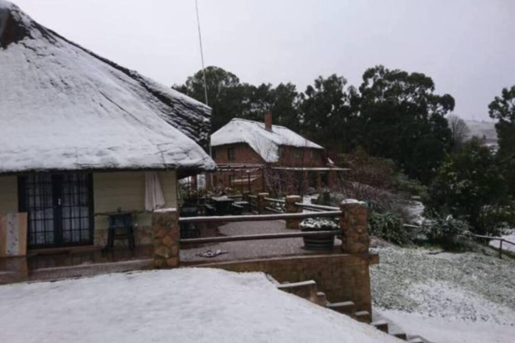 The Underberg Cottage Esterno foto