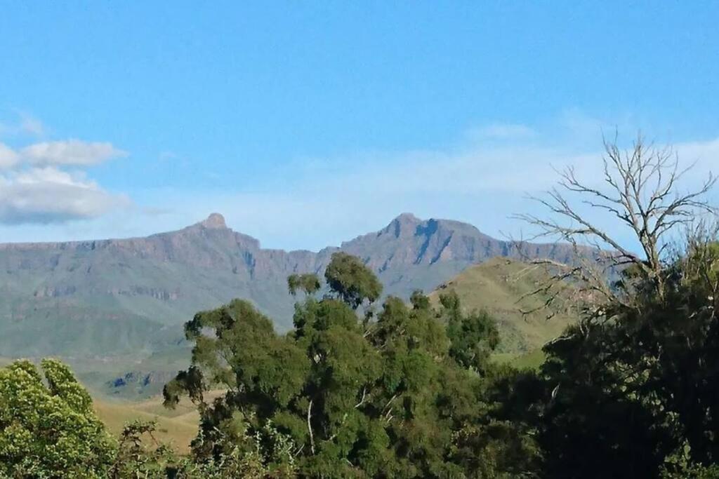 The Underberg Cottage Esterno foto